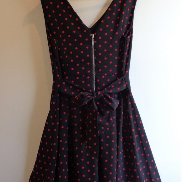 Retro black and red dress - Picture 4 of 11